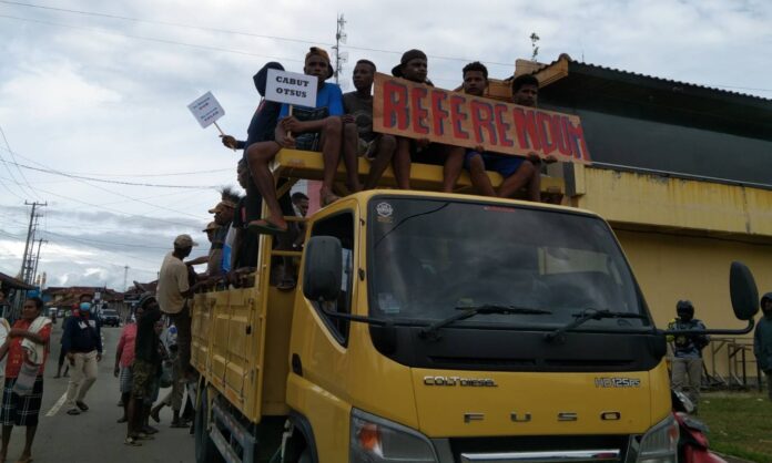 Aksi demonstrasi Petisi Rakyat Papua (PRP) Wilayah Kaimana pada Kamis, 14 Juli 2022. Foto dok PRP.