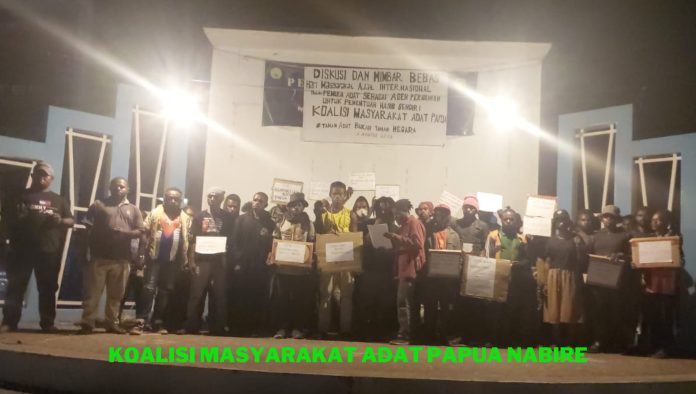 Foto seusai diskusi publik dan pembacaan pernyataan sikap pada 9 Agustus 2023. Foto dok Komunitas Green Papua.